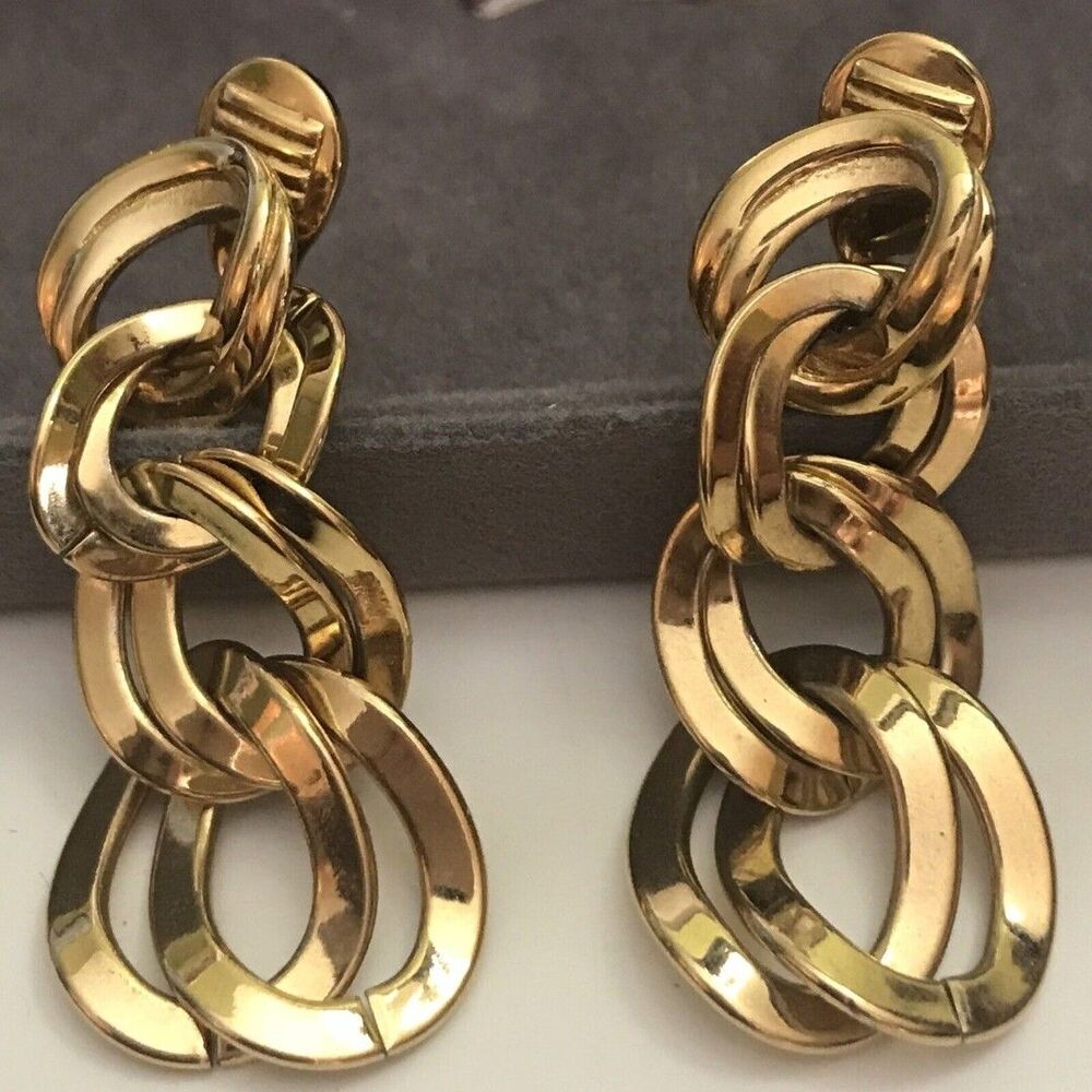 Vintage Monet Clip On Earrings Goldtone Dangle Drap link Costume Jewlery - Picture 4 of 7